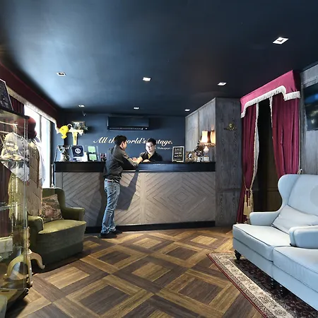 Playhaus Thonglor Hotel