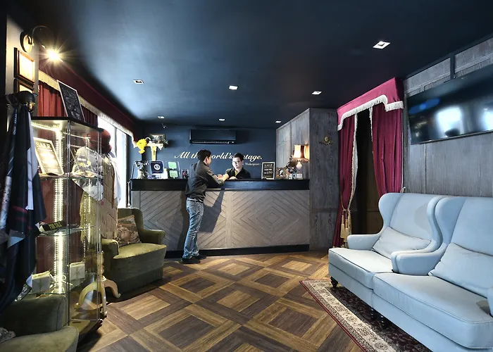 Playhaus Thonglor 3* 방콕