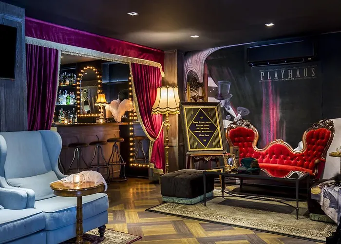 Playhaus Thonglor 호텔