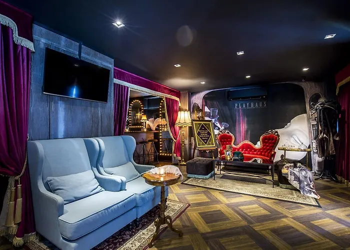 Playhaus Thonglor 3* 방콕