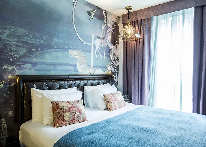 Playhaus Thonglor 3*