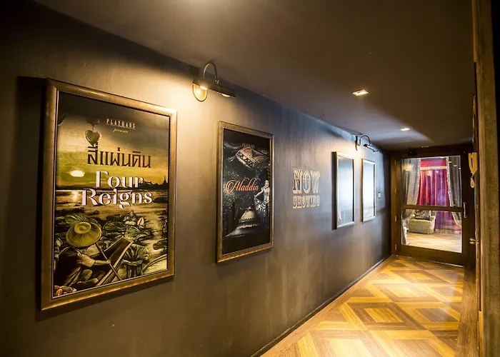 Playhaus Thonglor 호텔 3*